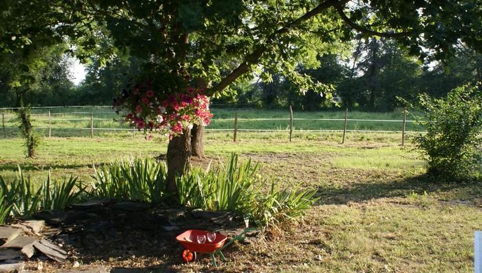 Les Longchamps Panzió Neuillé Kültér fotó